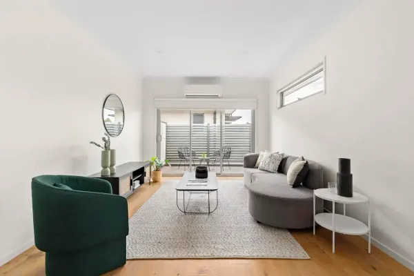 1/15 Dennis Street (1/9)