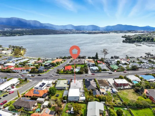 1/50 East Derwent Hwy (1/27)