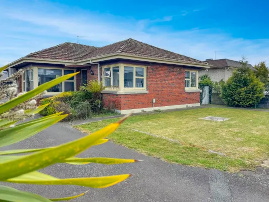 1/62 Haig Street (1/12)
