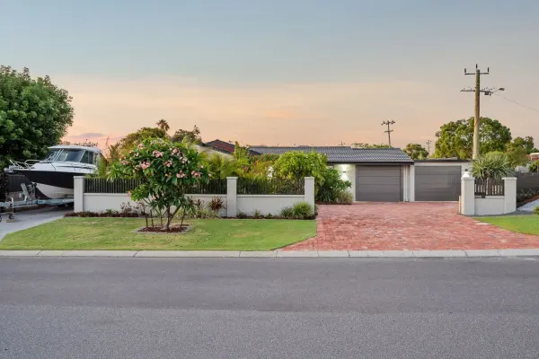 1 Airlie Street (1/31)