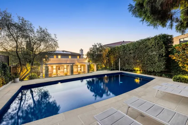 1 Burrabirra Avenue (1/29)
