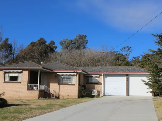1 Young Street (1/9)