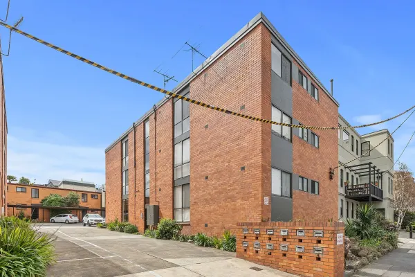10/63-65 Richmond Terrace (1/13)