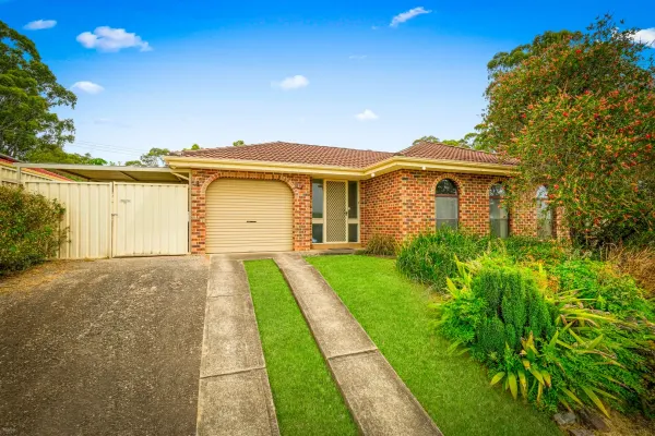 10 Canopus Close (1/24)