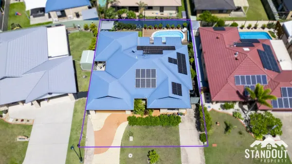 10 Clovelly Place (1/27)