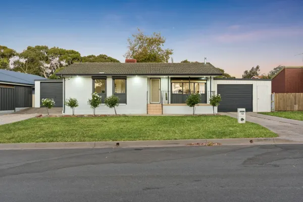 10 Simeon Crescent (1/24)