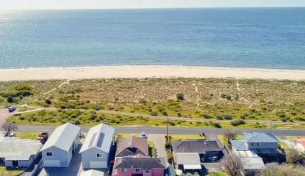 1004b Geographe Bay Rd GEOGRAPHE (1/21)