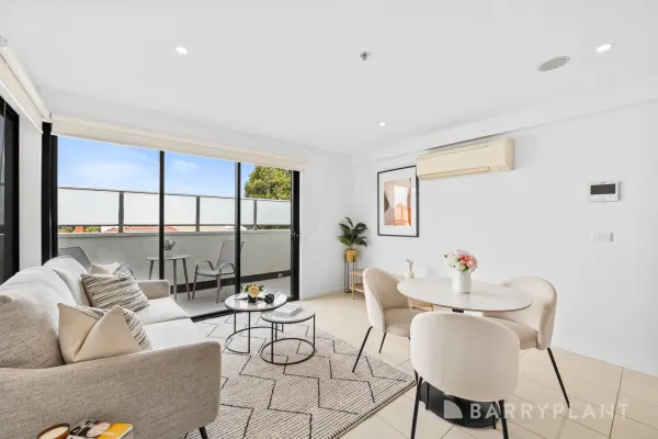 101 & 109/27-29 Koonawarra Street (1/23)