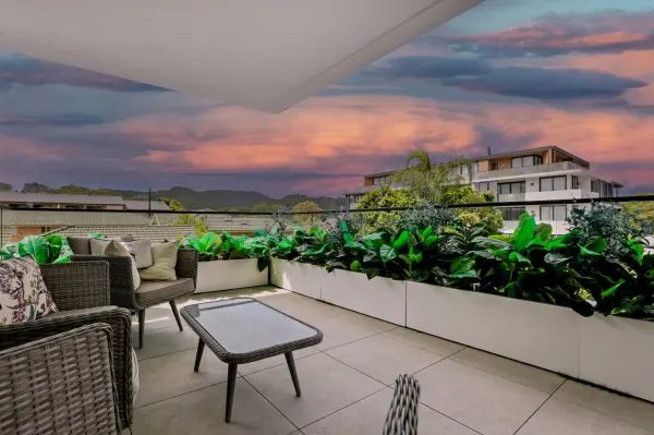 102/179 Albany Street (1/15)