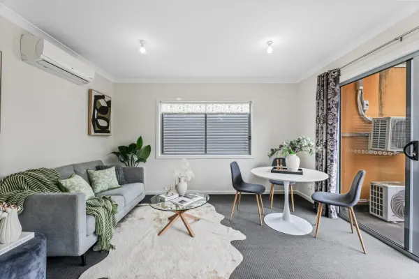 102/22 Park Crescent (1/11)