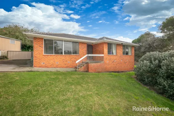 104 Brook Street (1/10)
