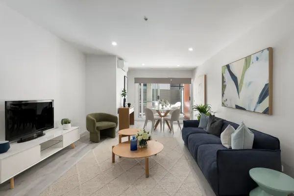 105/95 Warrigal Road (1/6)