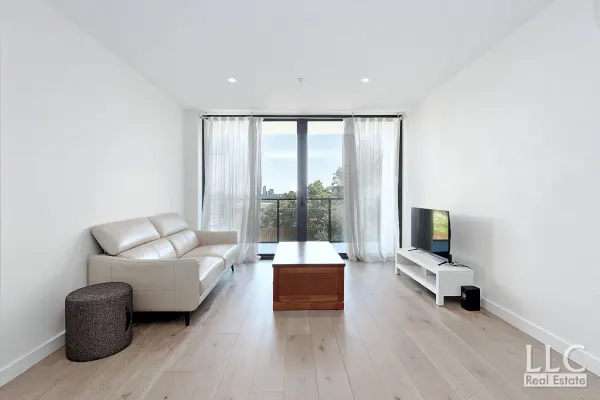 108/5 Elgar Court (1/15)