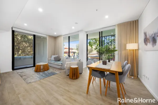 108/6 James Street (1/13)
