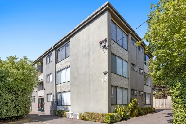11/12-14 Farnham Court (1/12)