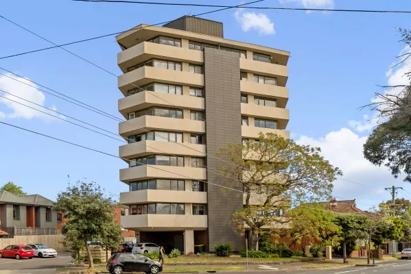 11/197 Canterbury Road (1/3)
