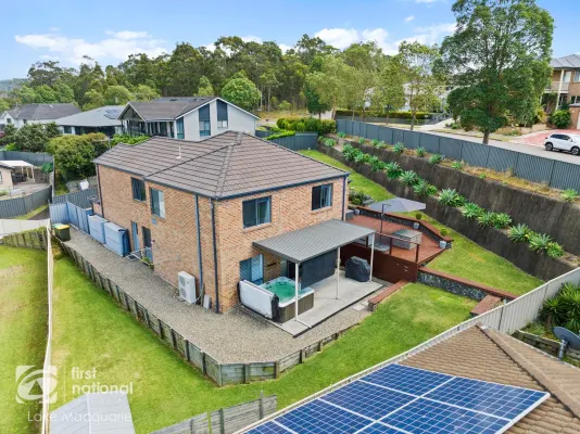 11 Ceylon Close (1/25)