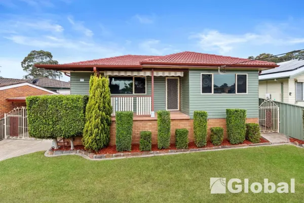 11 Duncan Close (1/17)