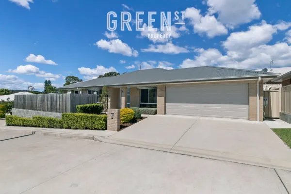 11 Eltham Circuit (1/13)