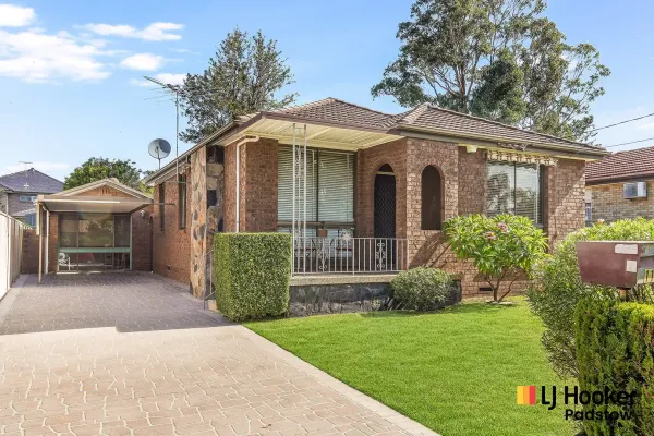 11 Iluka Street (1/15)