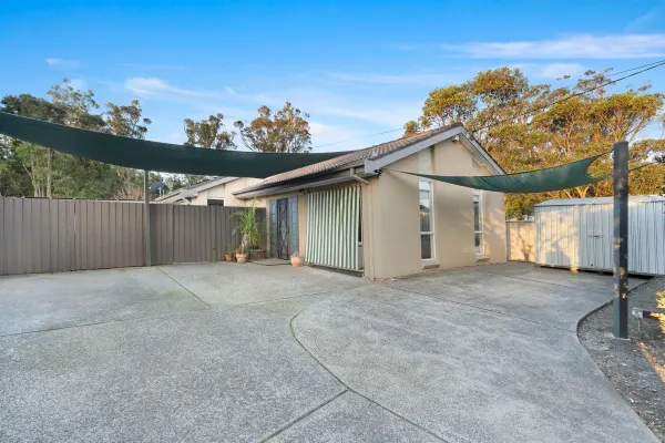 11 James Watt Drive (1/8)
