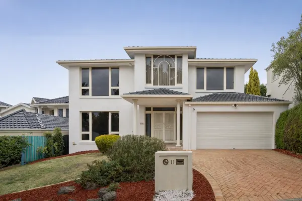 11 Johns Grove (1/11)