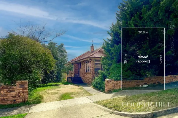 11 Leyland Road (1/5)