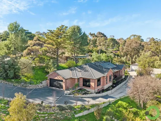 11 Sturtbrae Crescent (1/36)