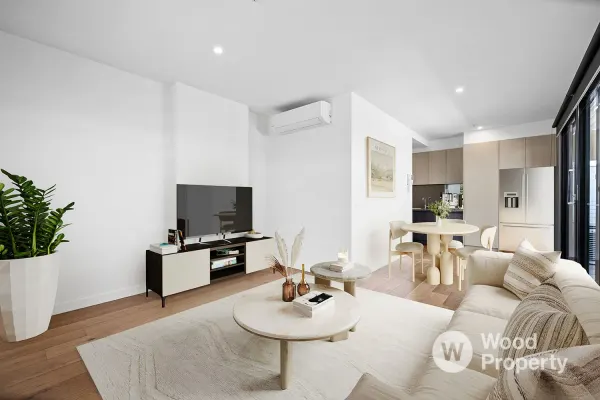 110/144 Collins St (1/13)