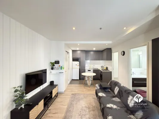 1108/109 Clarendon Street (1/13)