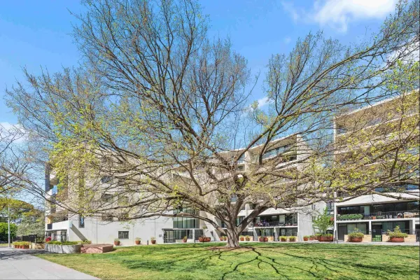 111/47 Currong Street North (1/24)
