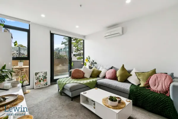 114/278 Charman Road (1/13)