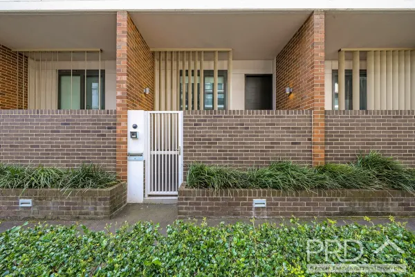 119/2-20 Chisholm Street (1/8)
