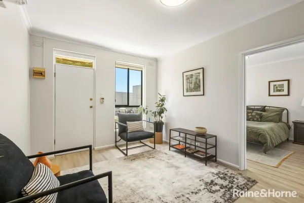 12/508 Melbourne Road (1/9)