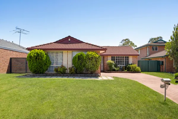 12 Glenrock Court (1/16)