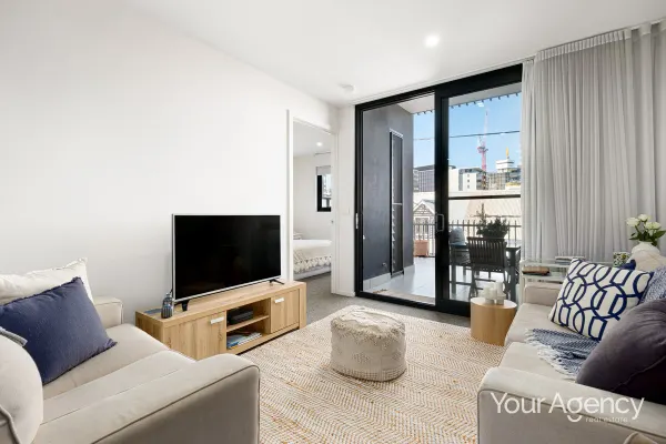 120/18 Throsby Street (1/20)