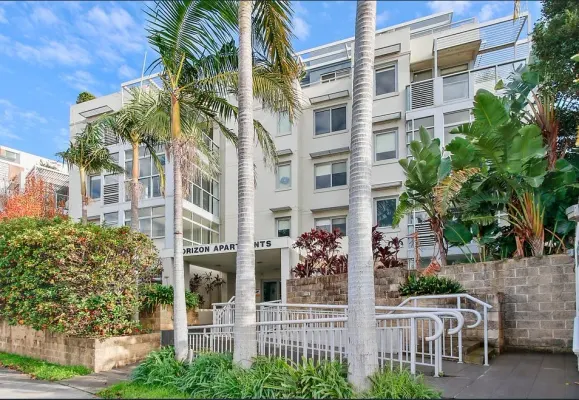 13/173-179 Princes Highway (1/7)