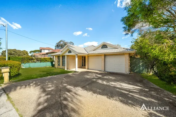 13 Alamein Road (1/9)