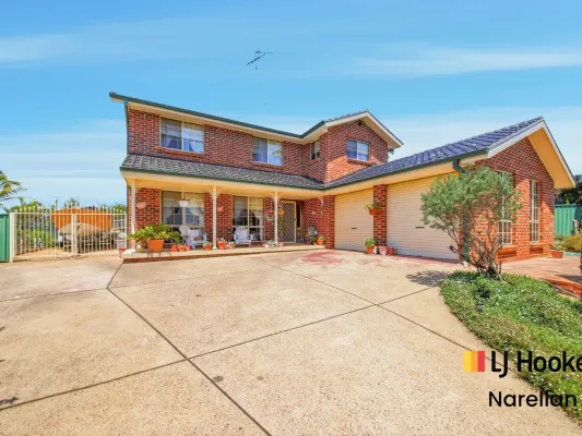 13 Clareville Close (1/15)