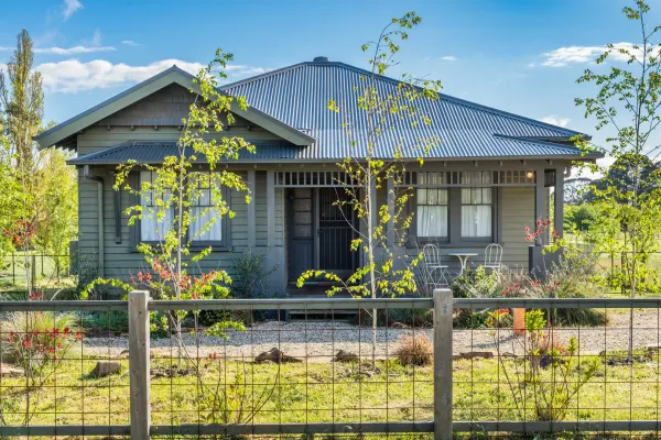 13 Walsh Street (1/3)