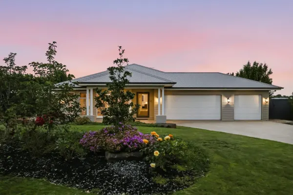 130 Knox Road (1/36)