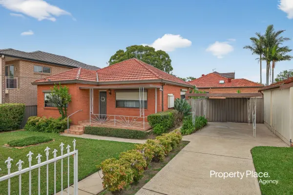 131 Gibson Avenue (1/15)