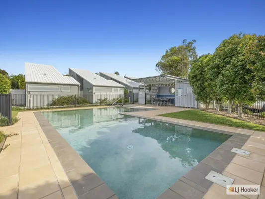14/603-615 Casuarina Way (1/15)