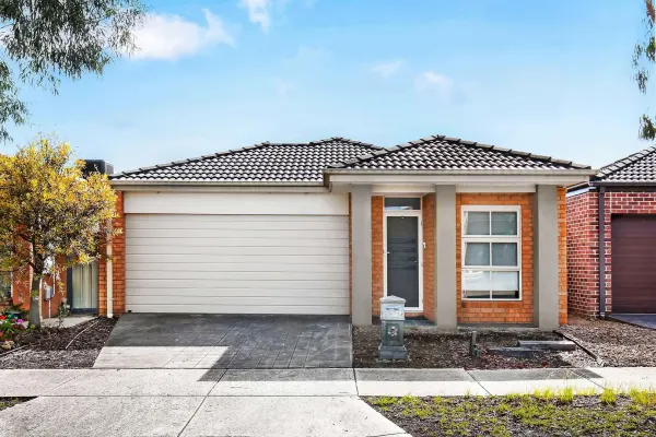 14 Hodgson Rise (1/10)