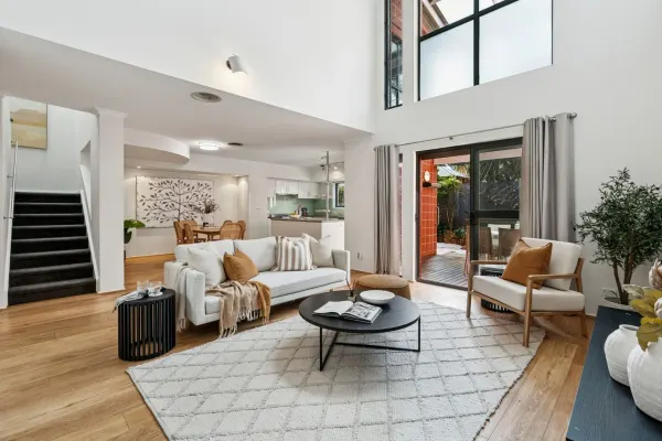14 Roneo Place (1/25)