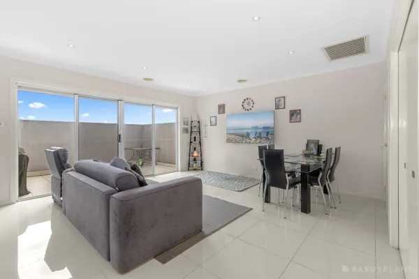 14 Woodlee Street (1/18)
