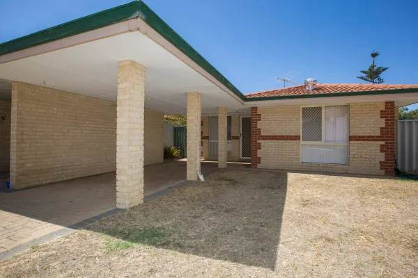 14B Kempton Grove (1/25)