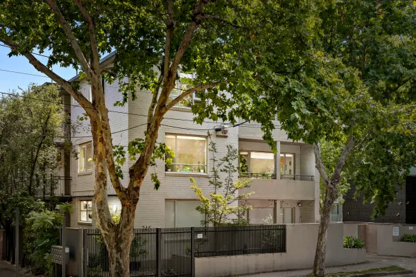 15/245 Williams Road (1/11)