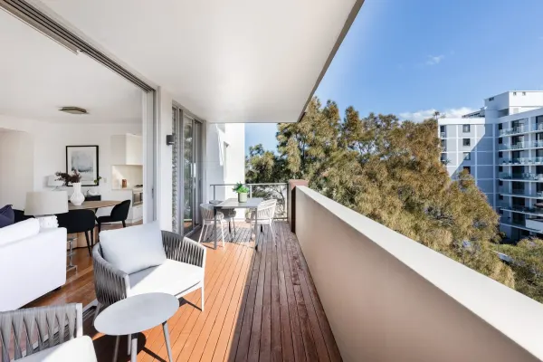 15/64 Penkivil Street (1/13)