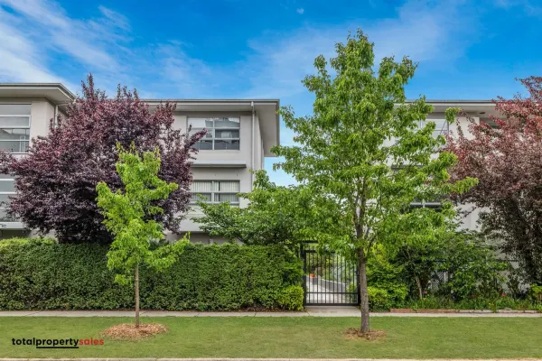 15/80 Henty Street (1/8)